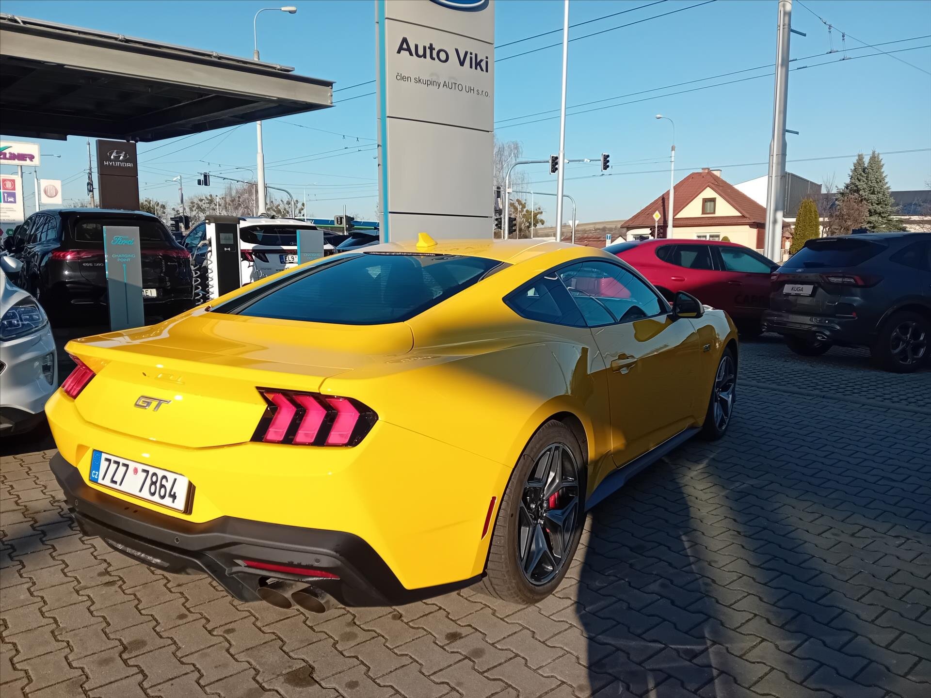 Ford Mustang Kupé 5,0 l 328 kw
