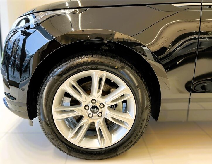 Land Rover Range Rover Velar SUV 2,0 l 150 kw
