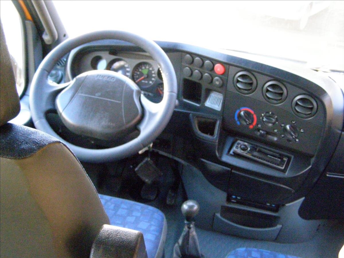 Iveco Daily Valník 2,8 l 107 kw