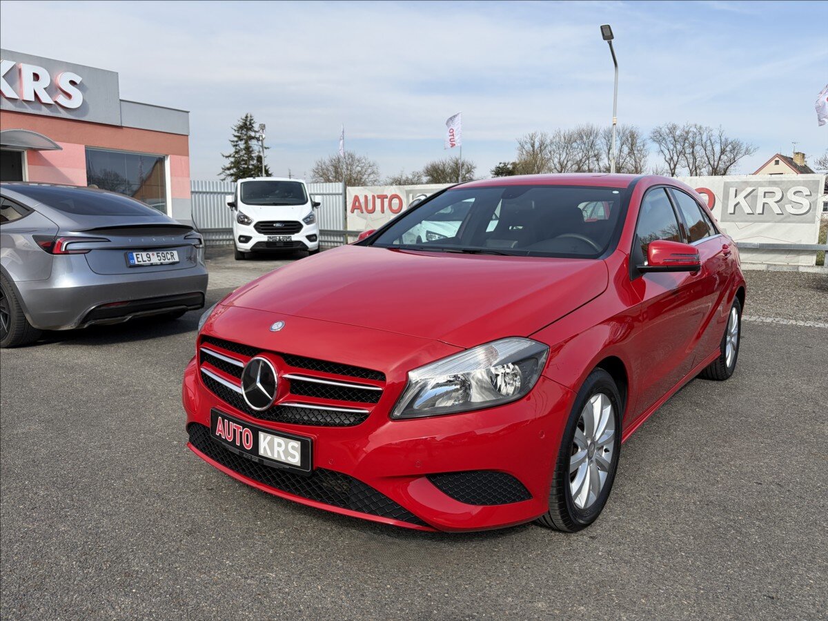 Mercedes-Benz Třídy A Hatchback 1,6 l 90 kw