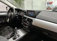 BMW Řada 5 Sedan / Limuzína 2,0 l 135 kw