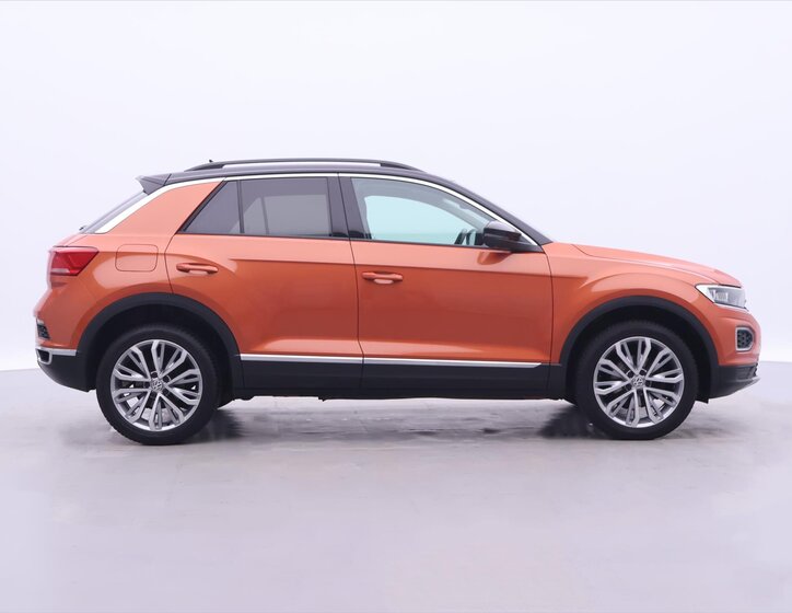 Volkswagen T-Roc SUV / Terénní 1,5 l 110 kw