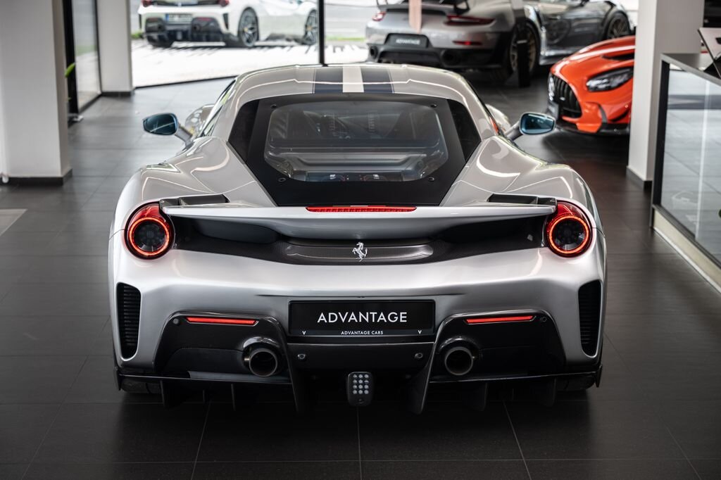 Ferrari 488 Kupé 3,9 l 530 kw