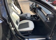 Mercedes-Benz Třídy A Hatchback 1,3 l 120 kw