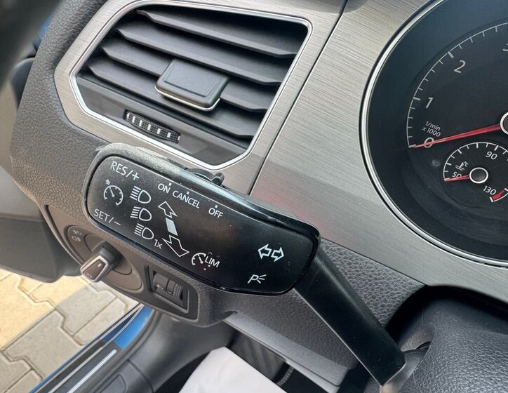 Volkswagen Golf Sportsvan MPV 1,2 l 81 kw