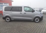 Toyota ProAce 8