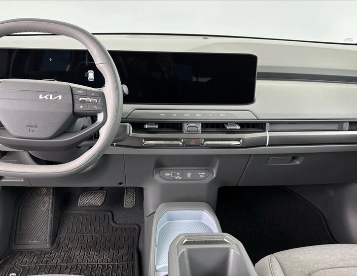 KIA EV3 SUV / Terénní 0,0 150 kw