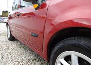 Renault Modus Kombi 1,1 l 55 kw