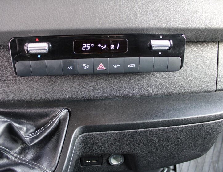 Mercedes-Benz Sprinter Užitková 2,1 l 120 kw