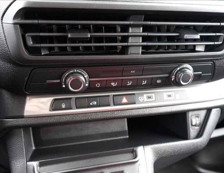 Citroën Jumpy Ostatní 2,2 l 133 kw