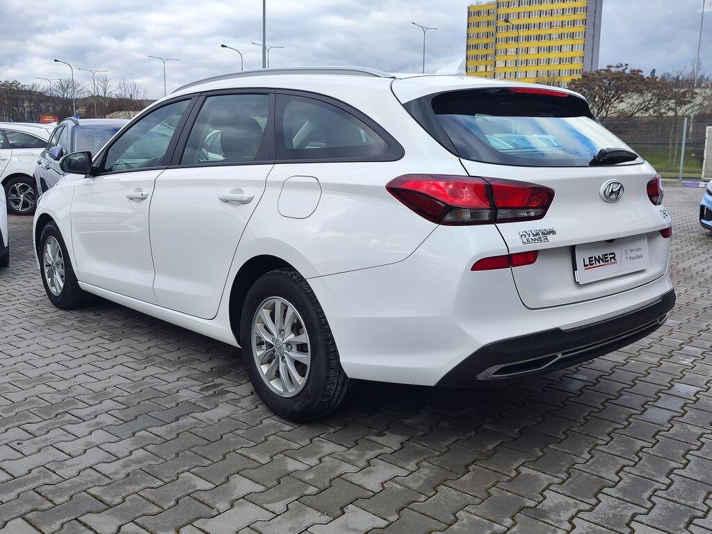Hyundai i30 Kombi 998,0 88 kw