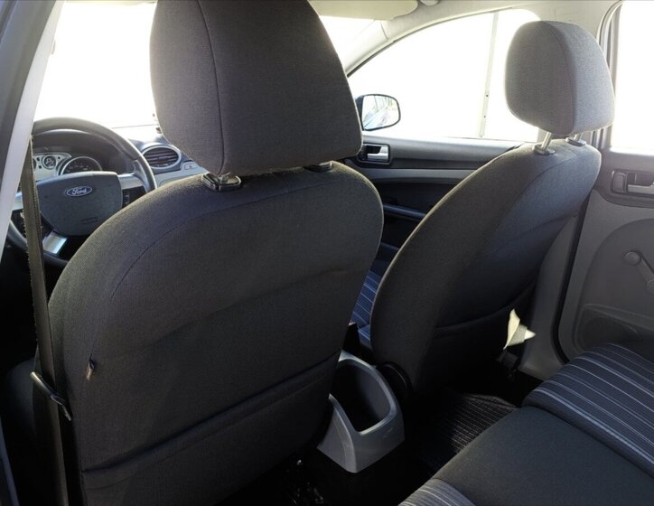 Ford Focus Kombi 1,6 l 74 kw