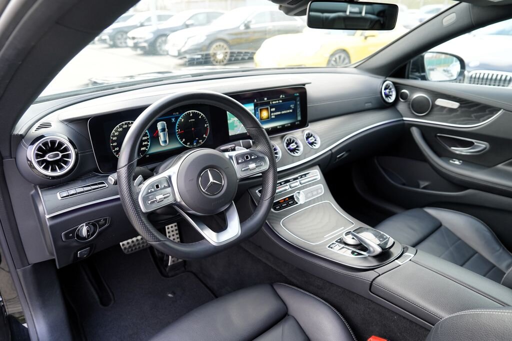 Mercedes-Benz Třídy E Kupé 2,0 l 180 kw