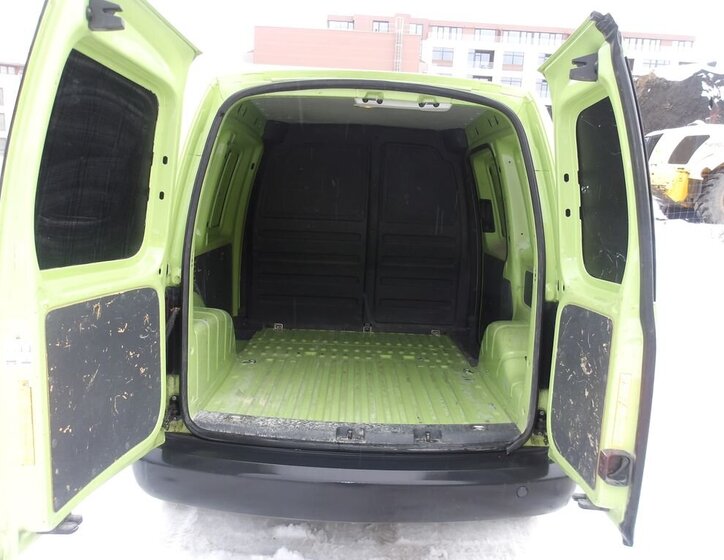 Volkswagen Caddy Skříň 1,6 l 55 kw