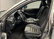 Lexus IS 300h Sedan / Limuzína 2,5 l 164 kw