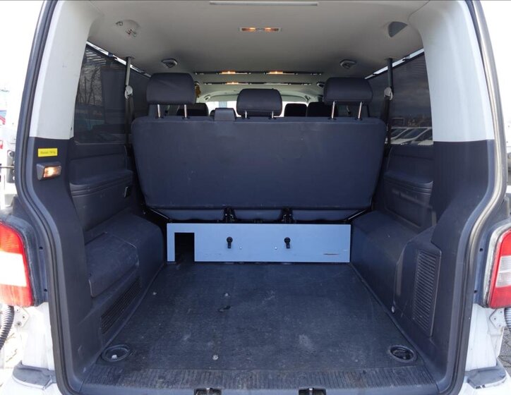 Volkswagen Caravelle Ostatní 2,0 l 132 kw