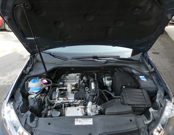 Volkswagen Golf Kombi 1,2 l 77 kw