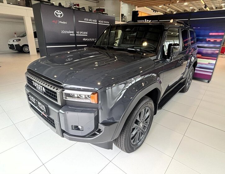 Toyota Land Cruiser SUV 2,8 l 150 kw