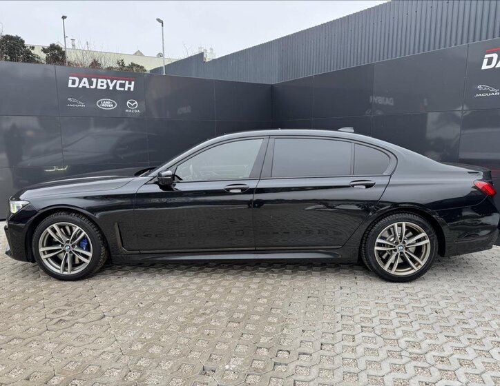 BMW Řada 7 Sedan 3,0 l 250 kw