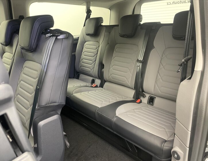 Volkswagen Caravelle Ostatní 2,0 l 125 kw