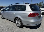 Volkswagen Passat Kombi 2,0 l 103 kw