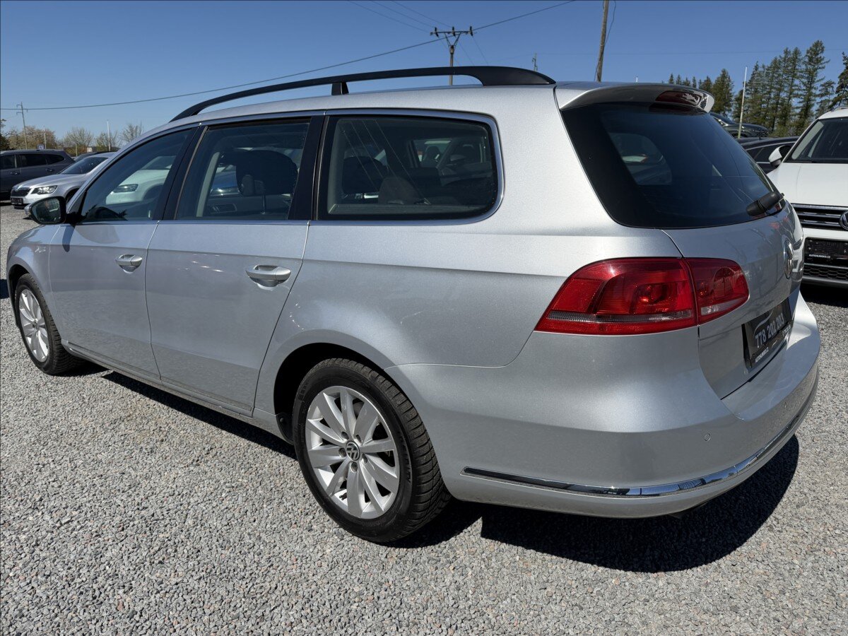 Volkswagen Passat Kombi 2,0 l 103 kw