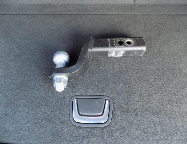 Cadillac Escalade 10