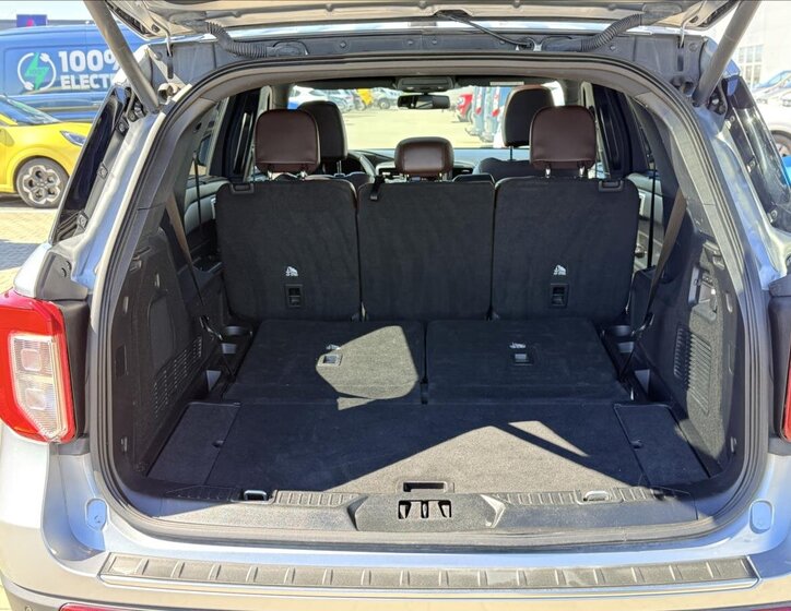 Ford Explorer SUV / Terénní 3,0 l 336 kw