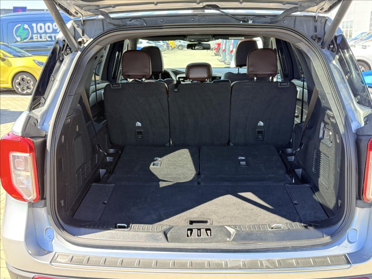 Ford Explorer SUV / Terénní 3,0 l 336 kw