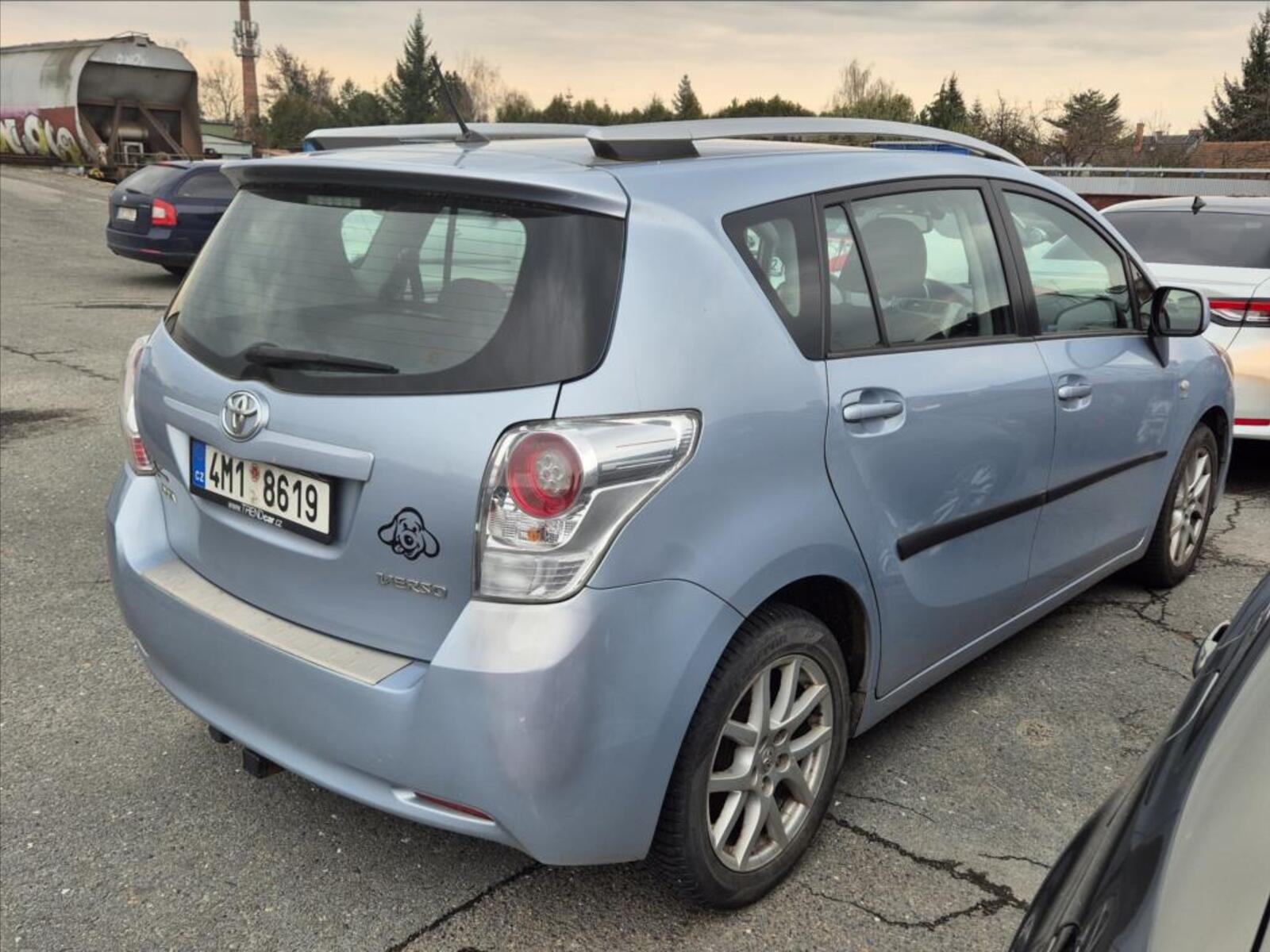 Toyota Verso 3