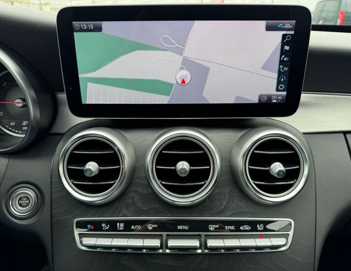 Mercedes-Benz Třídy C Kombi 2,2 l 143 kw