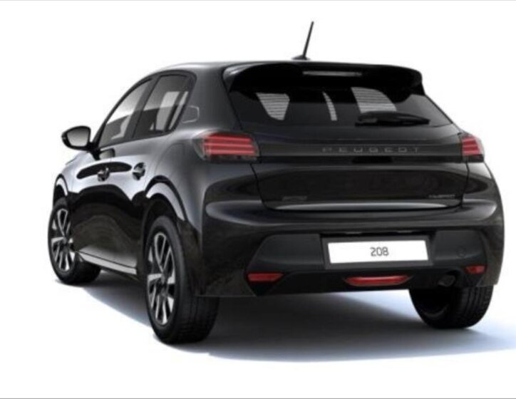 Peugeot 208 Hatchback 1,2 l 81 kw