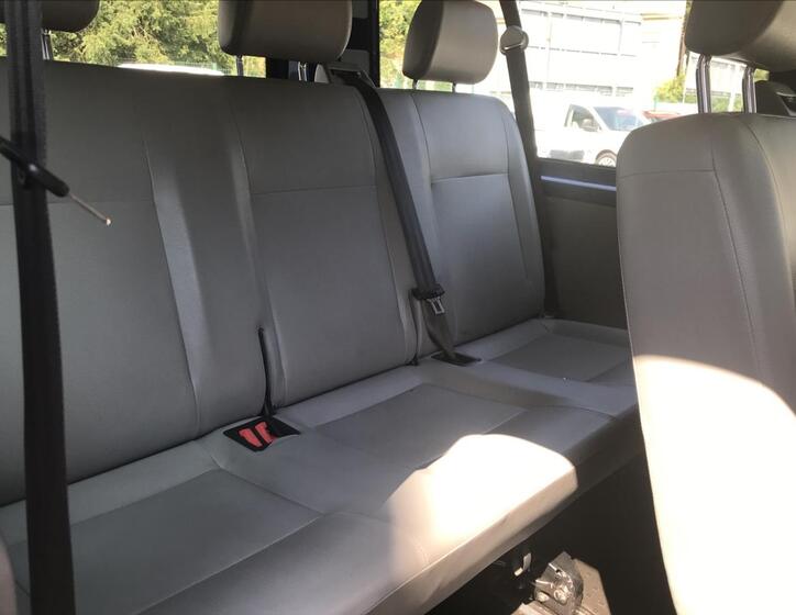 Volkswagen Transporter 9