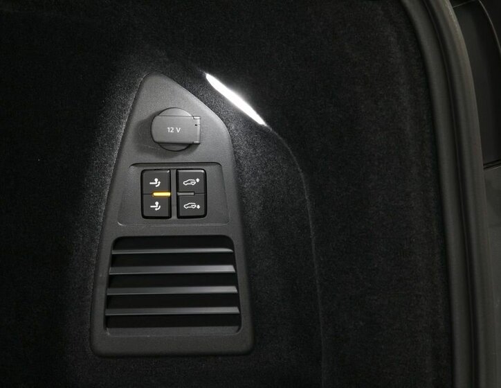 Volkswagen Touareg SUV / Terénní 3,0 l 210 kw