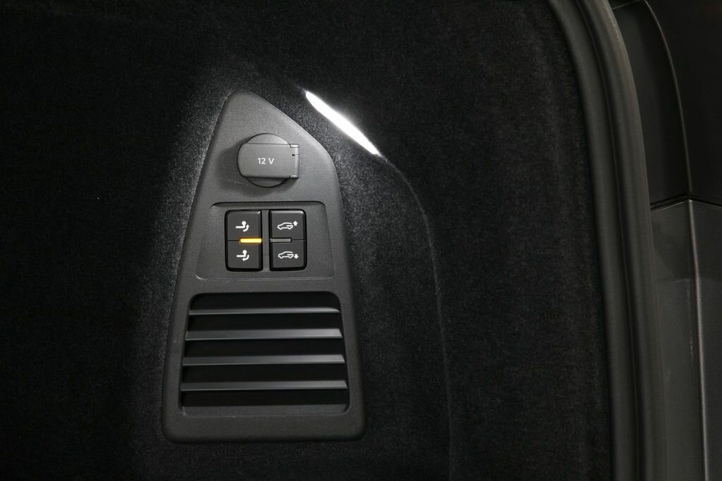 Volkswagen Touareg SUV / Terénní 3,0 l 210 kw