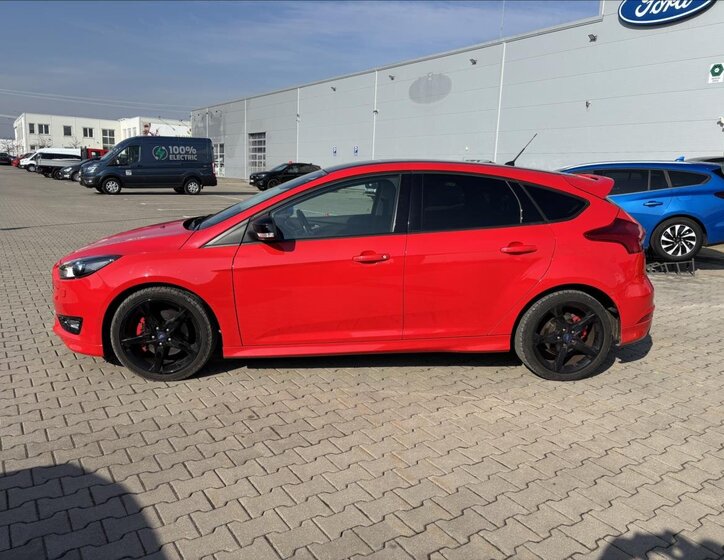 Ford Focus Hatchback 1,5 l 110 kw