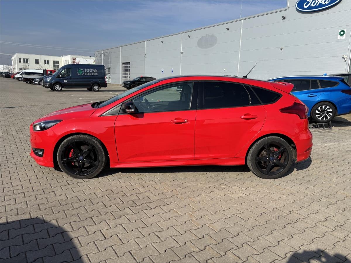 Ford Focus Hatchback 1,5 l 110 kw
