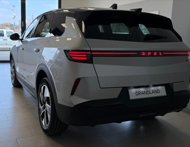 Opel Grandland 4