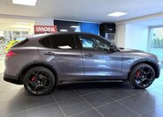 Alfa Romeo Stelvio SUV / Terénní 2,0 l 206 kw