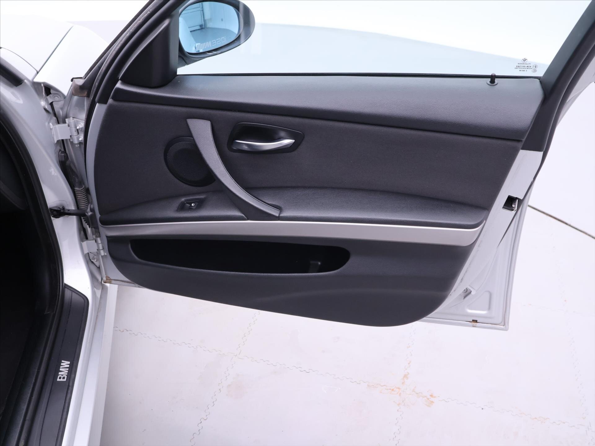 BMW Řada 3 Sedan / Limuzína 2,0 l 110 kw