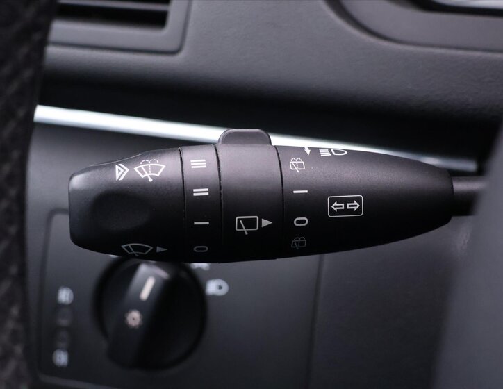 Mercedes-Benz Třídy B Hatchback 2,0 l 80 kw