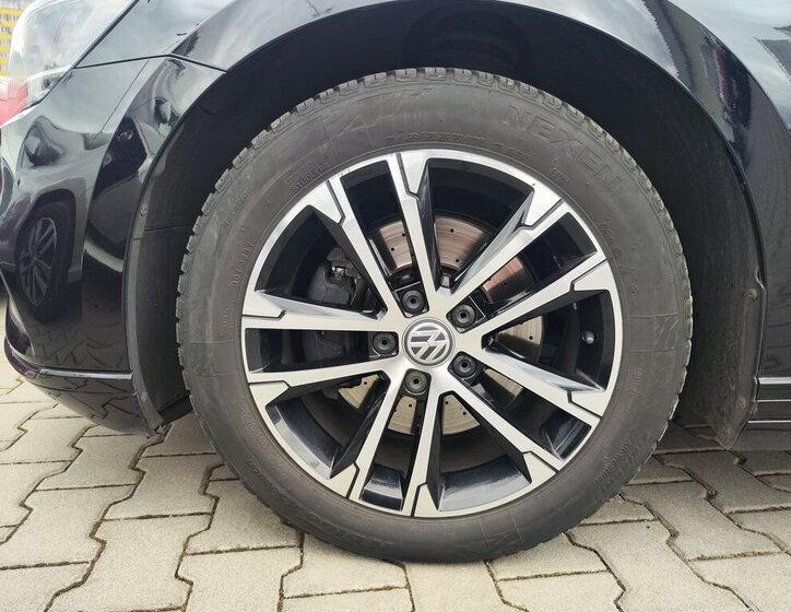 Volkswagen Passat Kombi 2,0 l 110 kw