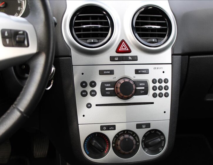 Opel Corsa Hatchback 1,4 l 64 kw