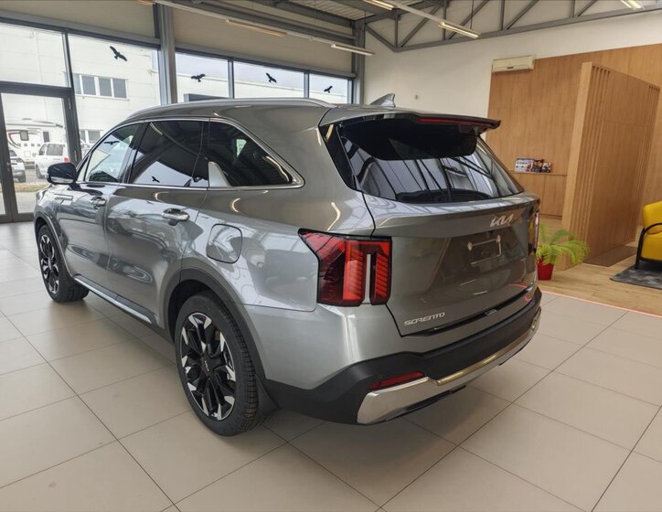 KIA Sorento SUV / Terénní 2,2 l 142 kw