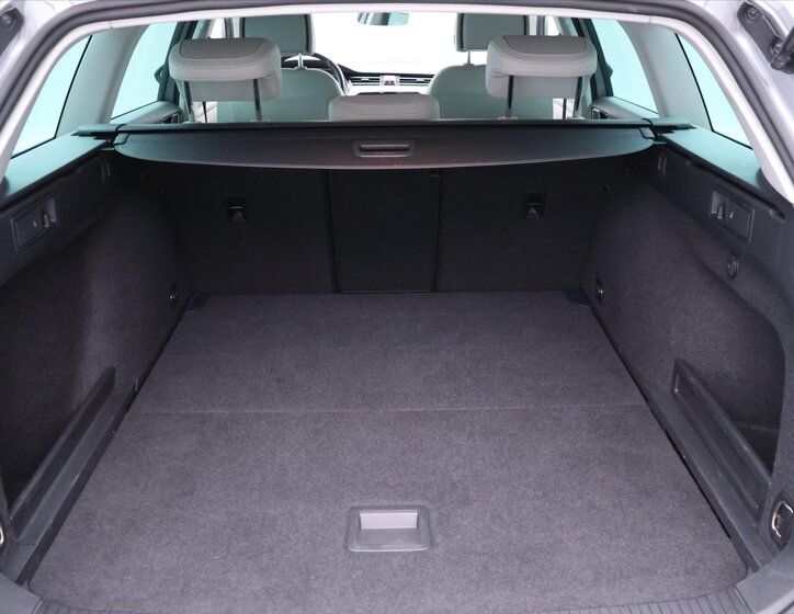 Volkswagen Passat Kombi 2,0 l 110 kw