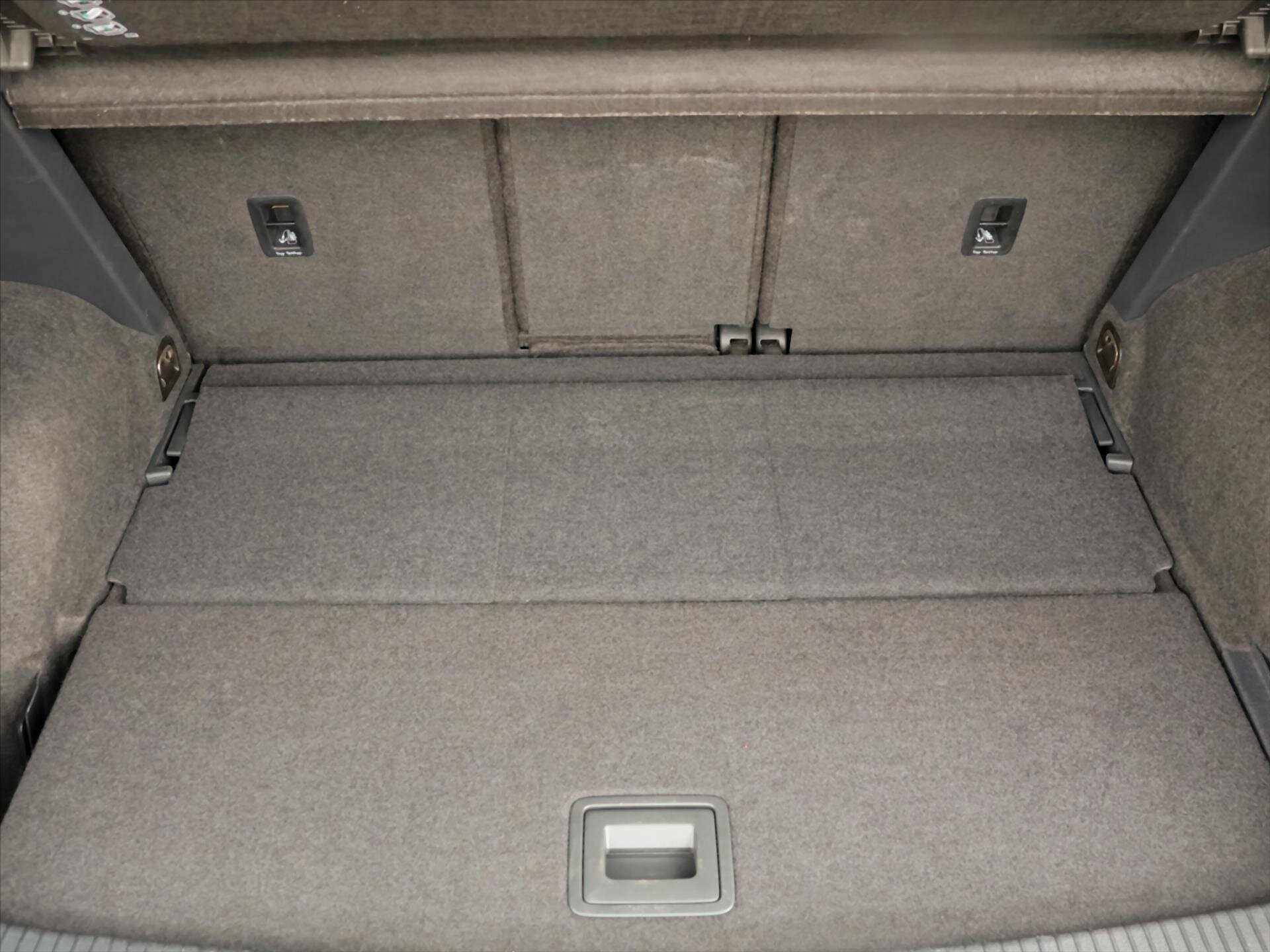 Volkswagen Golf Sportsvan Hatchback 2,0 l 110 kw