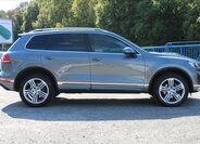 Volkswagen Touareg 4