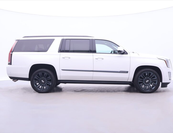 Cadillac Escalade SUV / Terénní 6,2 l 313 kw