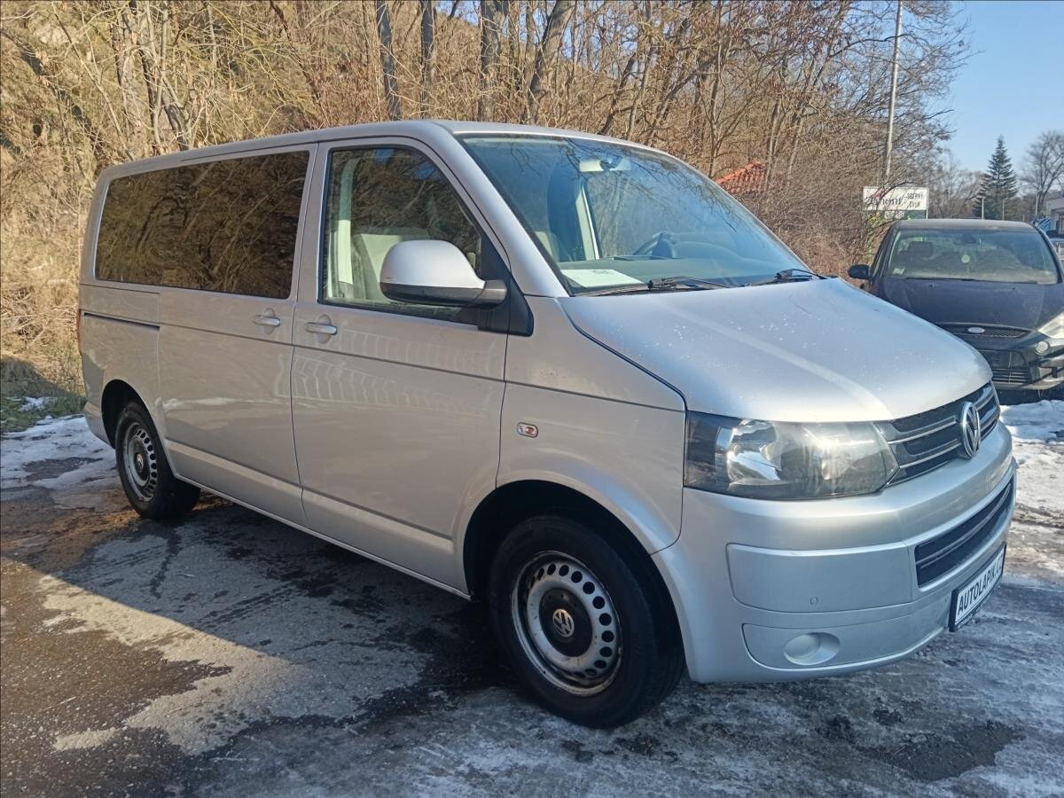 Volkswagen Multivan MPV 2,0 l 75 kw
