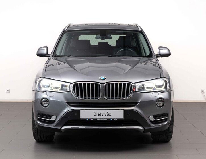 BMW X3 SUV 2,0 l 140 kw